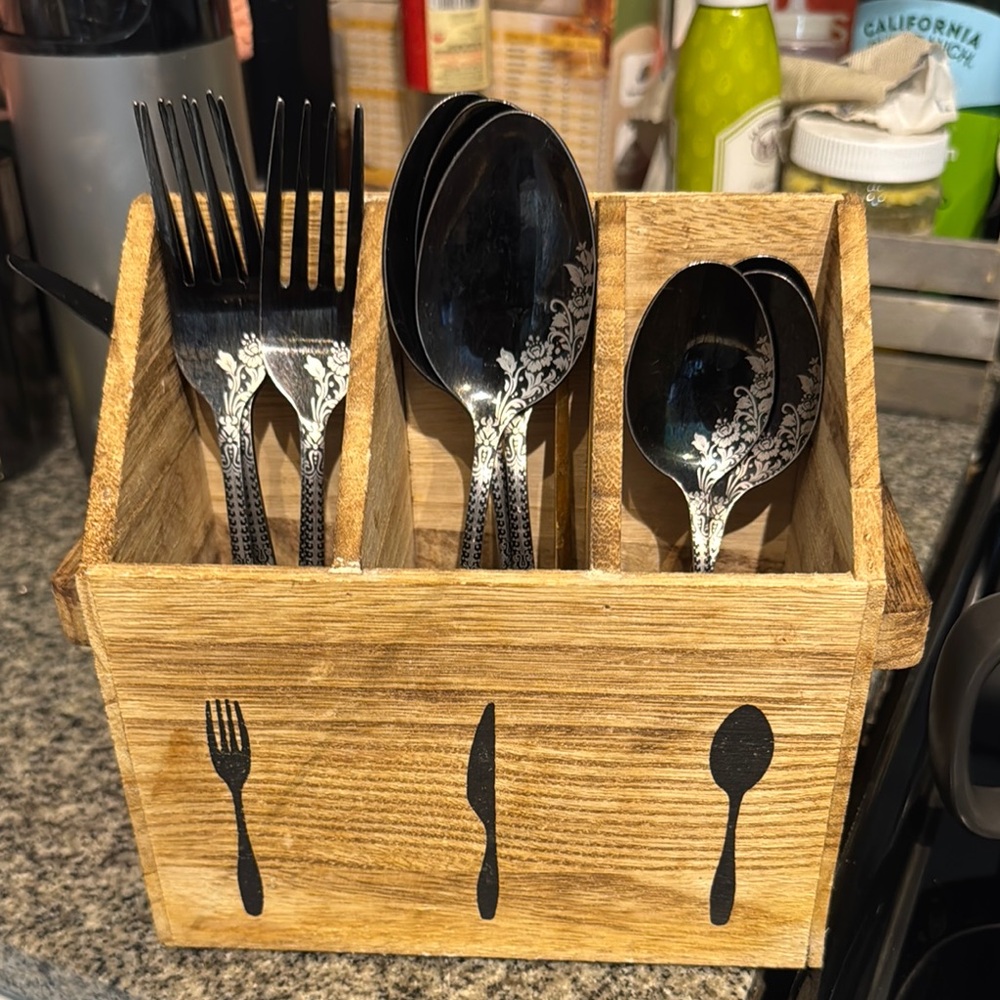 Elegant Black Cutlery Set with Wooden Holder